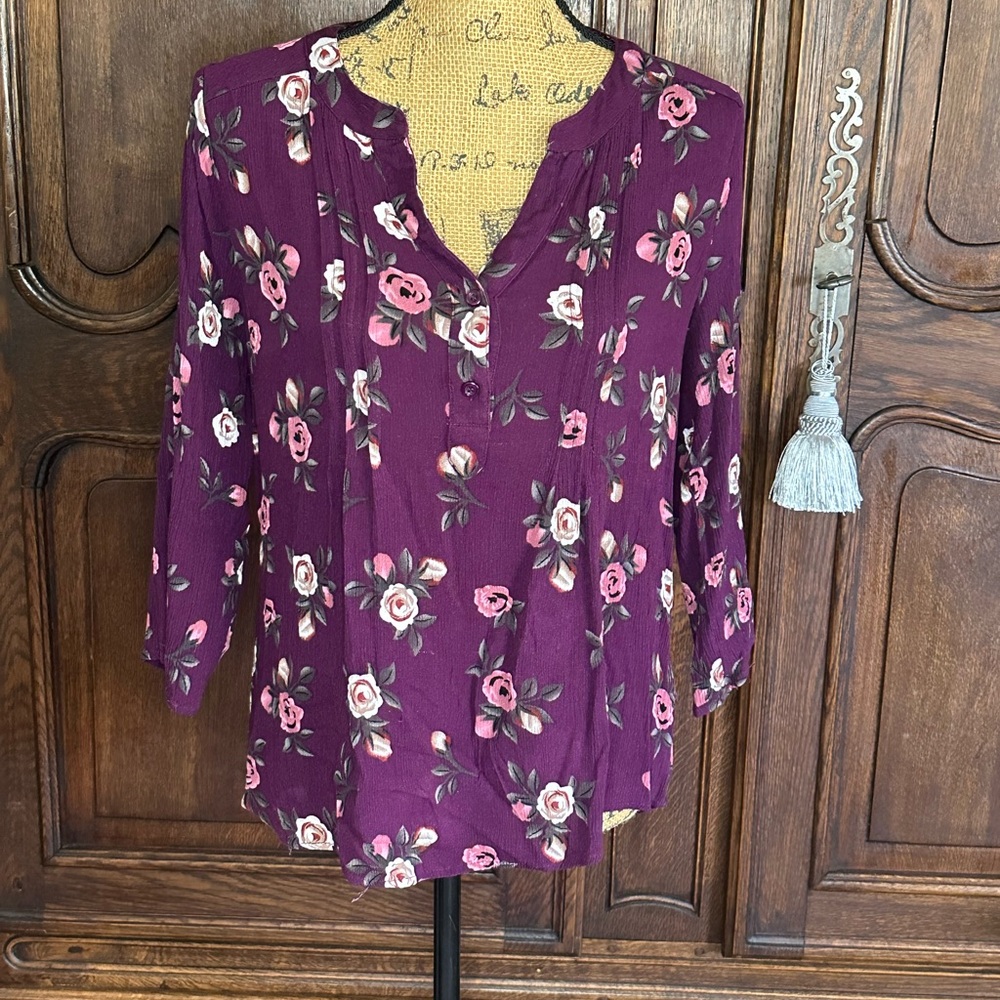 Purple Mandarin Collar Buttoned Blouse